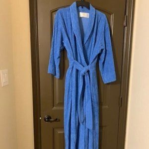 Ladies Robe, Medium